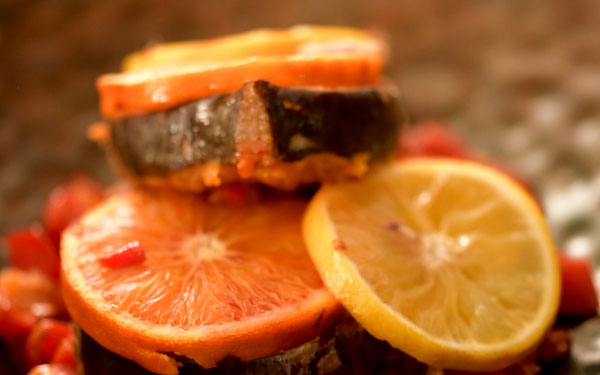 طرز تهیه خوراک ماهی و گوجه فرنگی